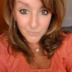 Meet your Posher, Annie